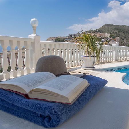 Frontline Villa, Five Star Deluxe El Campello Ngoại thất bức ảnh